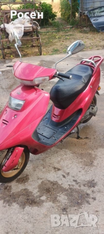 Продавам скутер 50 куб. - цял или за части