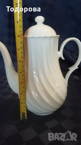 Порцеланов голям чайник - Бавария, снимка 2 - Чаши - 34180513