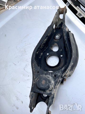 Носач заден десен за Тойота Рав 4.2006-2011г, снимка 4 - Части - 44499605