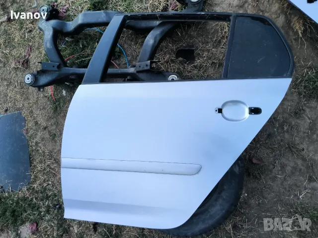 Задна лява врата за Голф 5 Volkswagen Golf 5 LA7W
