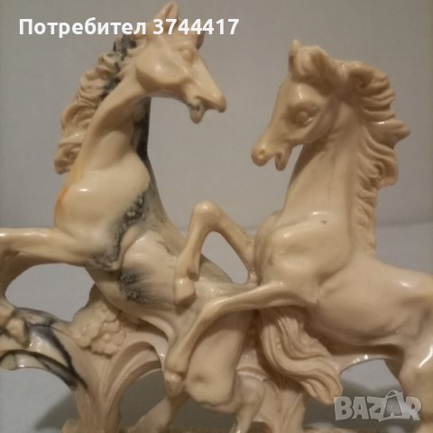 Уникална-Изключителна красива топ находка,фигурка статуетка на изящни коне., снимка 7 - Статуетки - 44344199