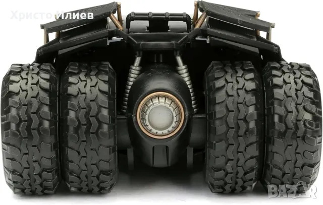 Батмобил с Батман метален модел 1:24 Jada Кола Batman, снимка 7 - Коли, камиони, мотори, писти - 47367102