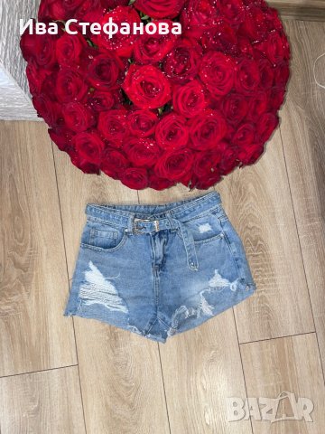 Дънкови нови къси панталони панталонки скъсани размер xs , снимка 2 - Къси панталони и бермуди - 41210922