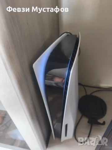 Playstation 5 конзола с два джойстика, нова