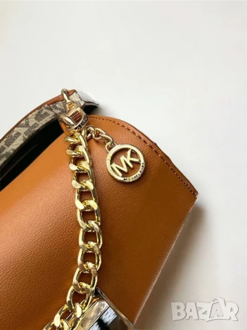 чанти michael kors , снимка 6 - Чанти - 51388134
