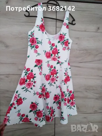 продавам рокля