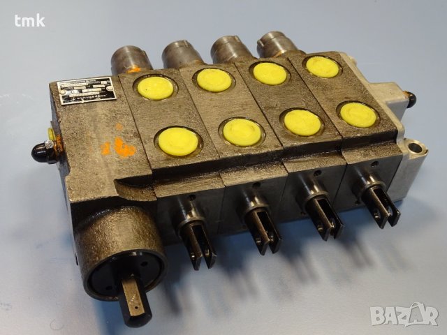 Хидравличен разпределител "Хидравлика" 15S-2222/10, DY-20, Pn-7.0 МN/m2, 4- секции