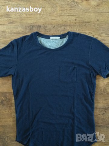 calvin klein - страхотна мъжка тениска КАТО НОВА, снимка 5 - Тениски - 40361583