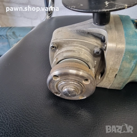 Ъглошлайф MAKITA 9558HNR, 125mm, снимка 3 - Ъглошлайфи - 53835502