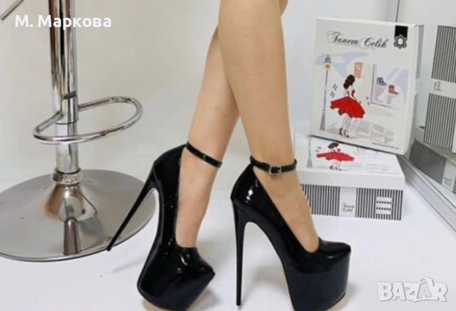 Обувки на ток - черен лак