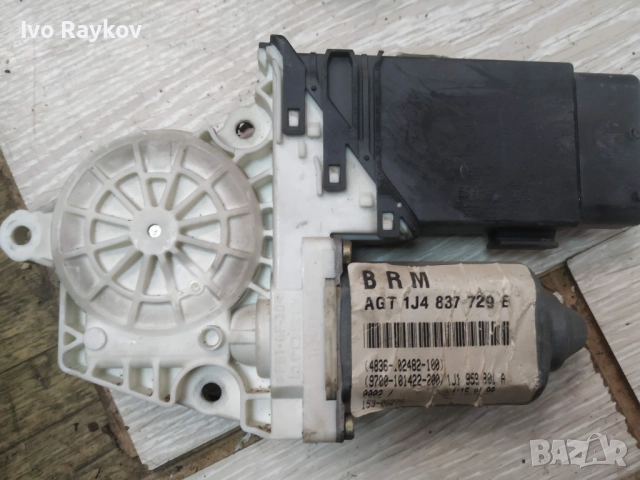 Моторче , стъкло , преден ляв за VW Golf Mk4 and Jetta Mk4 , 1J4 837 729 E, снимка 2 - Части - 52258469