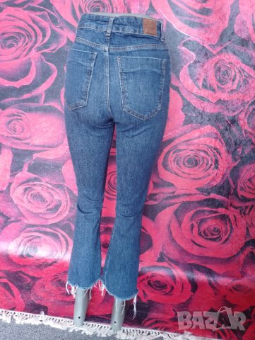 Zara Дамски дънки с висока талия С/М, снимка 2 - Дънки - 41375690