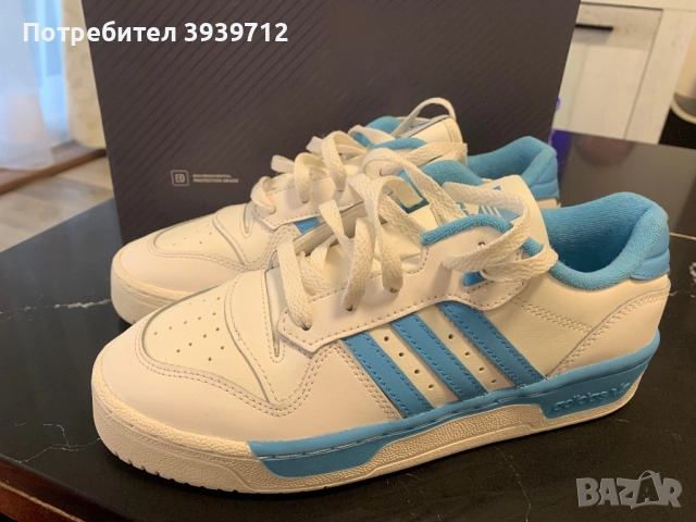 ADIDAS Оригинални номер 38,5 внос от Великобритания 