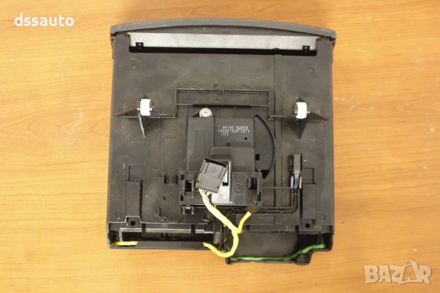 Панел с бутони Mercedes W211 A2116800552 E320 E500, снимка 3 - Части - 42552040