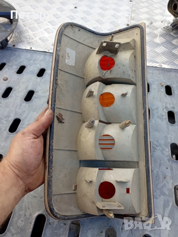 Десен стоп Volkswagen LT 1996-2006г, снимка 3 - Части - 52232080