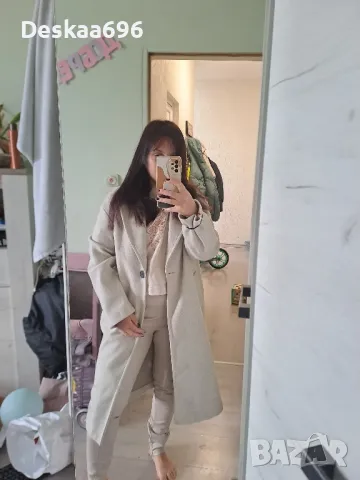 Светло бежово палто Bershka , снимка 1