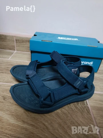 Детски сандали SPRANDI