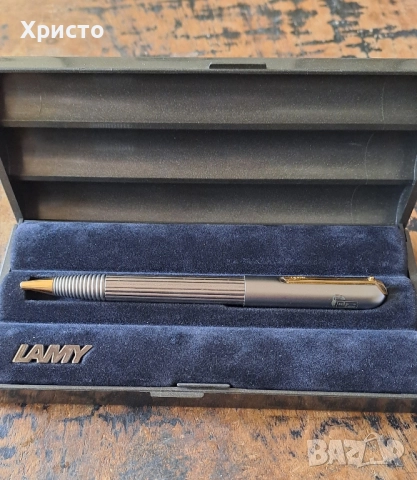 химикалка Lamy Persona twist титаниева с позлатени части, снимка 4 - Други ценни предмети - 36472539