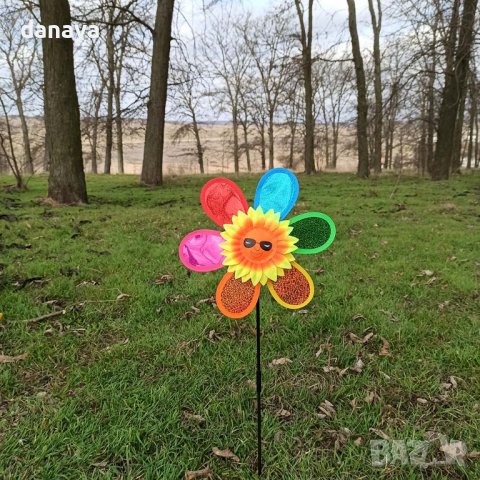 3599 Вятърна въртележка за градина Слънчоглед със слънчеви очила, снимка 3 - Декорация за дома - 39780679