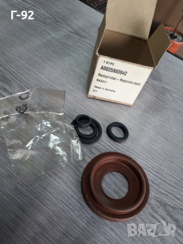 A0025860942**NEU** MERCEDES-BENZ**LKW**К-Т ЗА РЕМОНТ НА СПИРАЧЕН ЦИЛИНДЪР **, снимка 2 - Части - 36277240