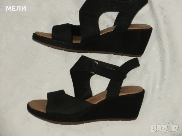 CLARKS нови естествен набук 37и1/2, снимка 5 - Сандали - 51013701