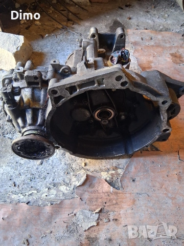 Скоростна кутия за голф 3 1.9 тди, снимка 2 - Части - 53657357