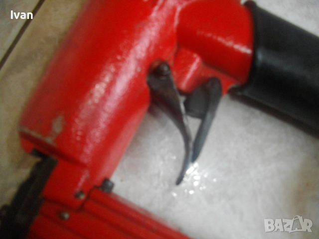 KOCAMAZ KT30-Професионален Пневматичен Такер/Пистолет Дърводелски-Пирони/Скоби-На Въздух-Отличен, снимка 4 - Други инструменти - 36346886