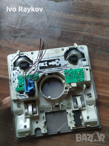 Плафон за Volkswagen PASSAT B6 , 1K0947105 , снимка 3 - Части - 51094533