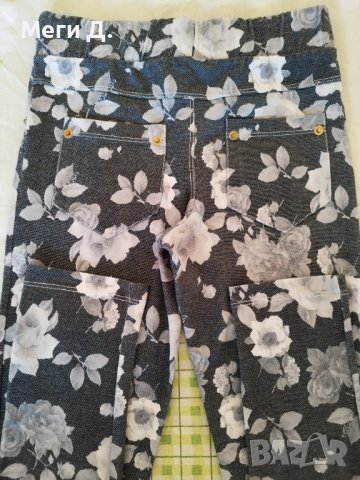 Дамски панталон на флорални мотиви, размер 32/25, снимка 2 - Панталони - 40803559