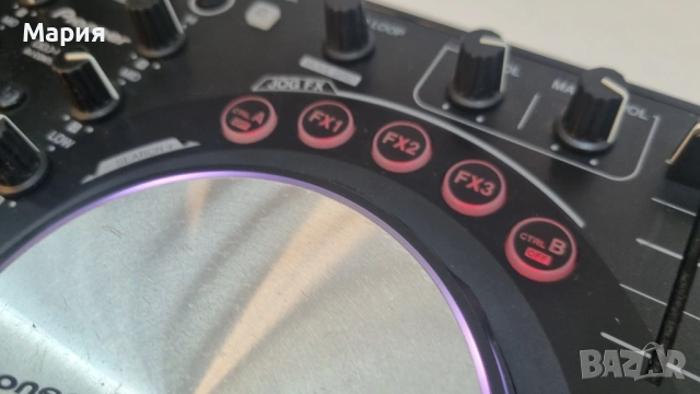Pioneer DDJ-WeGO - Compact DJ Controller, снимка 7 - Ресийвъри, усилватели, смесителни пултове - 53242447