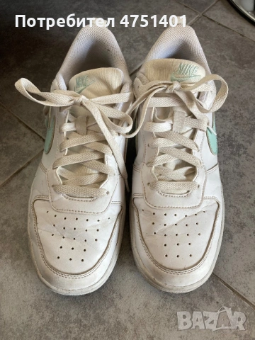 Кожени маратонки Nike 38,5, снимка 2 - Маратонки - 53661304