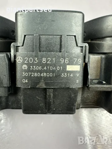 Централни Аварийни Бутони за Мерцедес Mercedes-benz W203 2038219679, снимка 2 - Части - 49087576