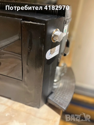 Кафе автомат JURA , снимка 6 - Кафемашини - 53648401