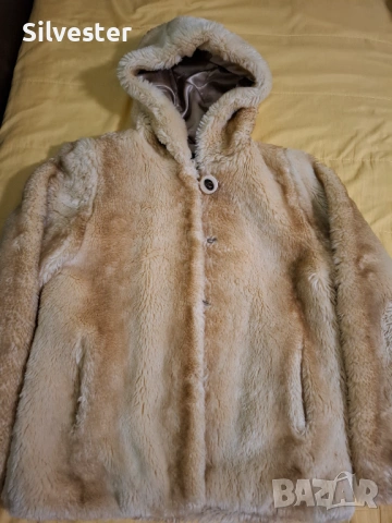 Дамски кожух от естествена кожа с качулка, размер М, снимка 7 - Палта, манта - 53032329