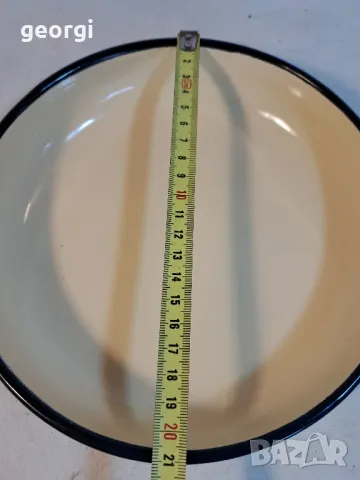 Стара емайлирана тавичка    16/3, снимка 3 - Прибори за хранене, готвене и сервиране - 48977466