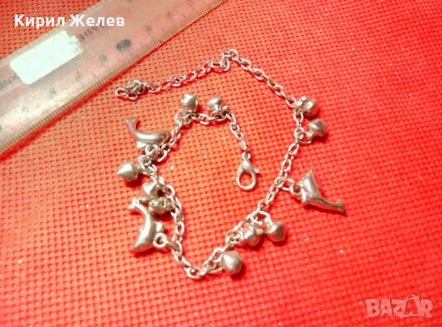 НЕЖНА ПОСРЕБРЕНА АРТ ГРИВНА с ДЕЛФИНЧЕТА и ЗВЪНЧЕТА 39856, снимка 3 - Гривни - 47307682