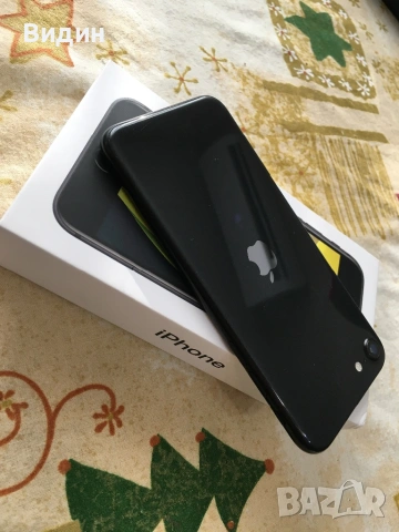 iPhone SE 2020, снимка 3 - Apple iPhone - 53033228