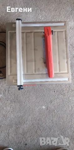 машина за плочки , снимка 2 - Циркуляри - 47802629