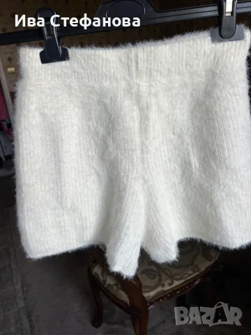 Уникални еластични меки бели пухени рошави къси панталони вискоза  