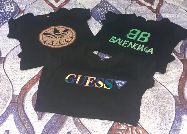 Дамски тениски и къс панталон 