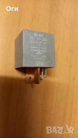 Реле подгревни свещи за Фолксваген 357 911 253 №103, снимка 2 - Части - 52563812