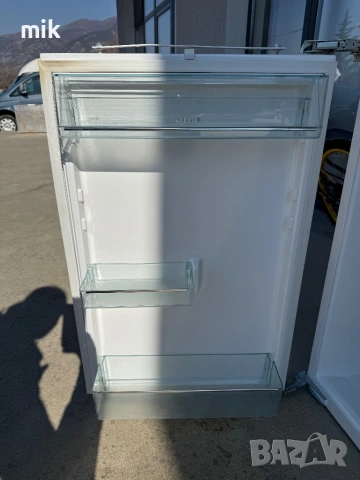 Малък хладилник Миеле за вграждане, снимка 7 - Хладилници - 53703445