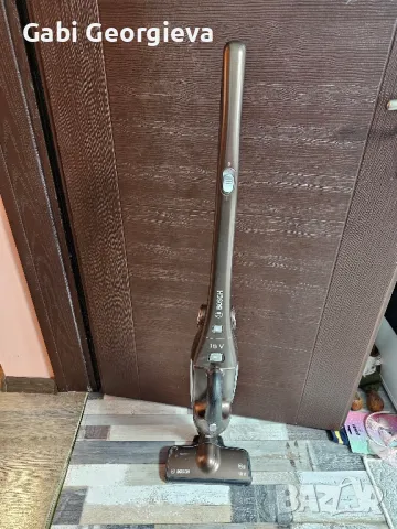 Вертикална прахосмукачка Bosh без зарядно.