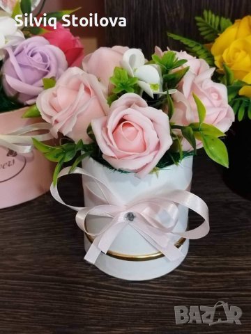 Нежни букети със сапунени цветя, снимка 10 - Подаръци за жени - 40295598