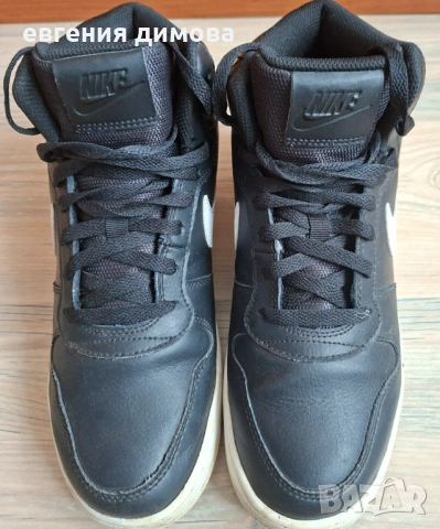 Оригинални маратонки Nike , снимка 2 - Маратонки - 53338897