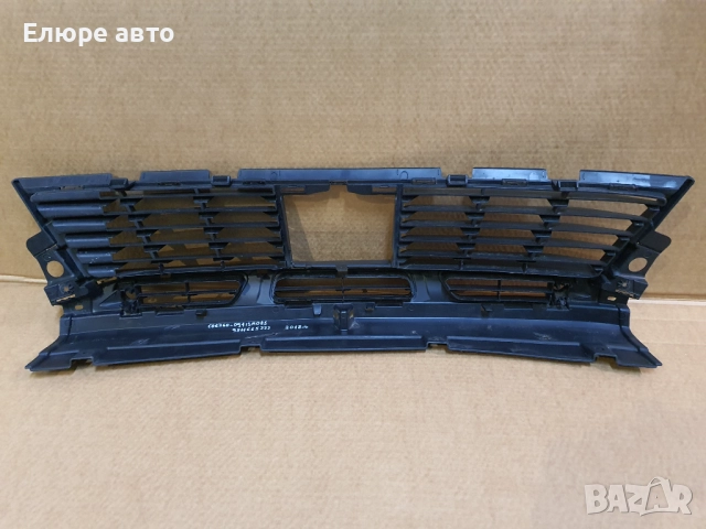 Предна решетка за Пежо 3008, снимка 10 - Части - 52580236
