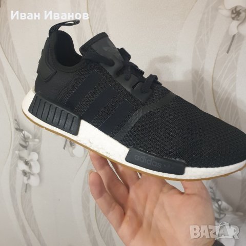  ADIDAS NMD R1 GUM SOLE  номер 44-44 2/3 оригинални маратонки , снимка 18 - Маратонки - 41497451