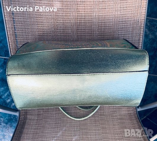 Красива удобна дамска  чанта FASHION , снимка 13 - Чанти - 42008276