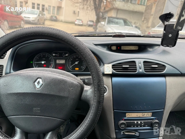 Renault Laguna 1.6 16V , снимка 8 - Автомобили и джипове - 53401027