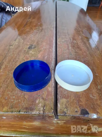 Стара кутия от крем Ивета, снимка 4 - Колекции - 48864764